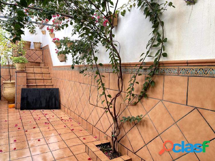 CASA EN CALLE CENTRICA DE ANTEQUERA PUEDE SER