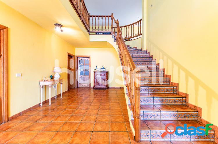 Casa en venta de 404m² en Calle Casillas del Ángel, 35611