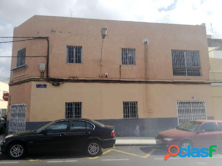 Edificio en venta ideal para inversores en Santa Cruz de