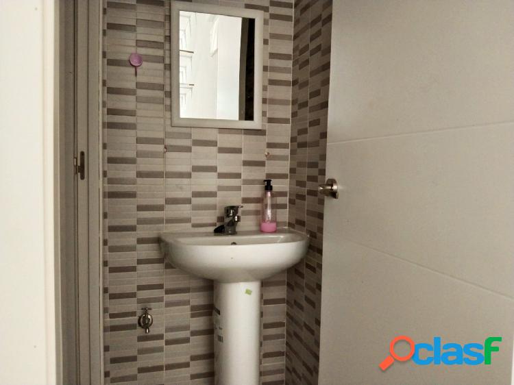 LOCAL COMERCIAL EN CENTRO DE M\xc3\x93STOLES
