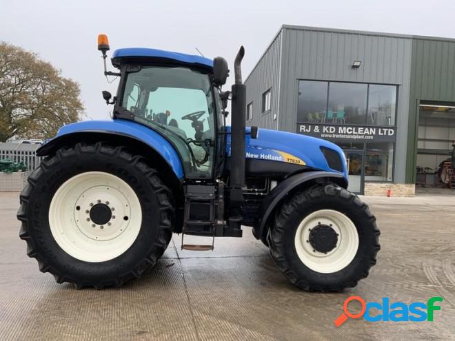 New holland t7030 tractor (st14664)