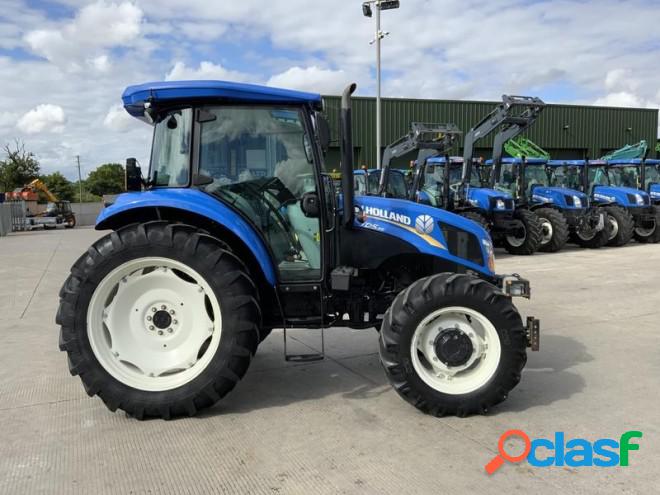 New holland td5.95 tractor (st13758)