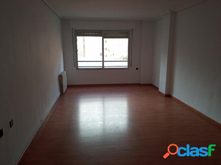 PISO TOTALMENTE REFORMADO EN EL CAMI 78