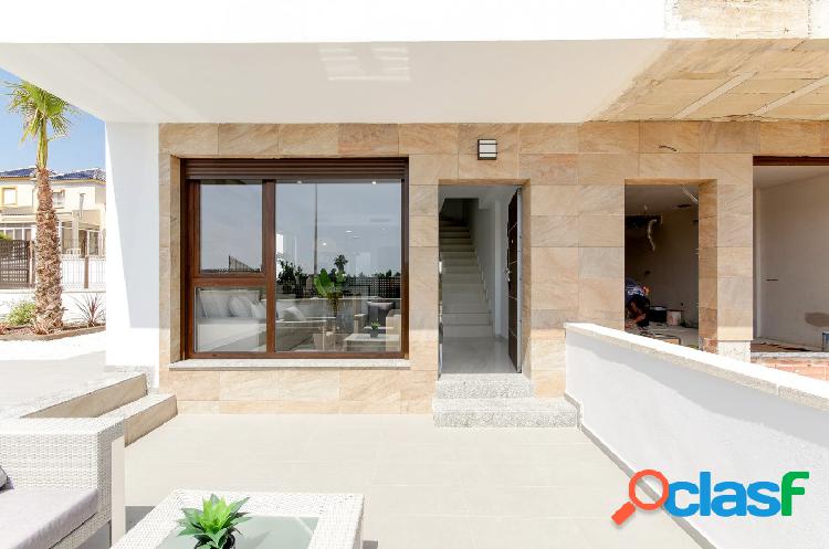 VILLA JUMEL\xc3\x89E \xc3\x80 LOS BALCONES - TORREVIEJA