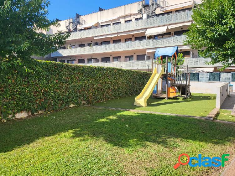 VIVIENDA CON TERRAZA DE 60 M2 EN CALAFELL.