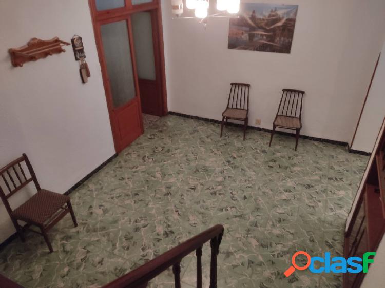 VIVIENDA PARA REFORMAR EN BARRIO DE SAN JUAN