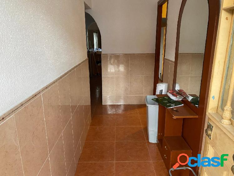 Chalet adosado en venta en Carranque
