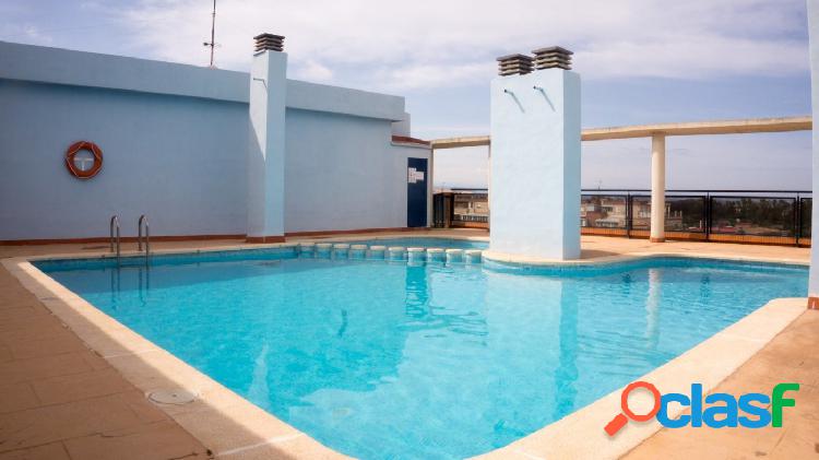Se alquila piso en las 500 vivendas con piscina y terrazas
