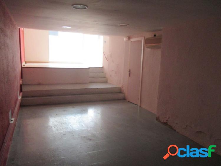 Local comercial en alquiler en Les Clotes