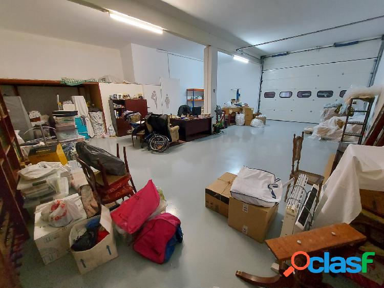 Local en venta en Barceloneta