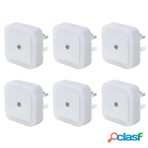 Luz nocturna LED enchufable de 6 piezas con sensores de