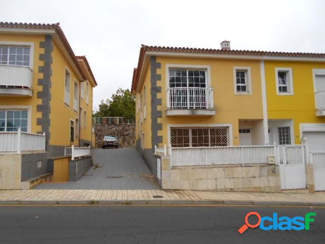 Maravillosa Casa de 3 habitaciones con Garaje y Trastero en