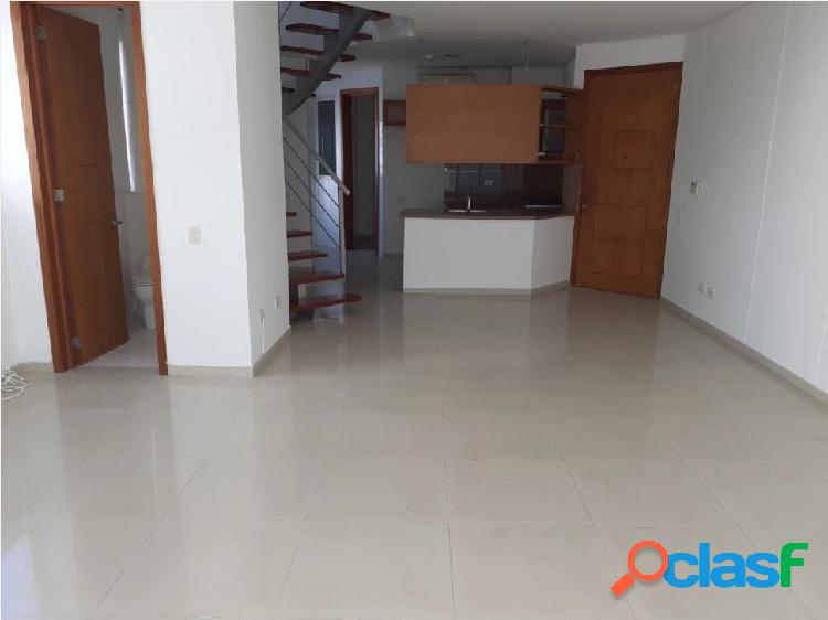 SE VENDE APARTAMENTO DE 3 HABITACIONES ZONA CASTILLOGRANDE