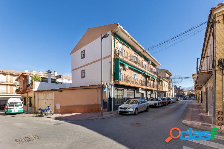 Venta de piso en Armilla (Zona Ayuntamiento)