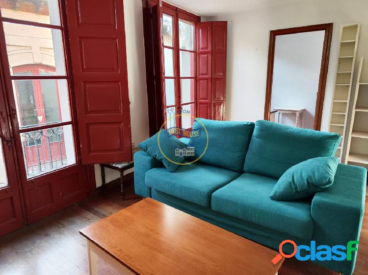 Apartamento a la venta en el Casco Antiguo.