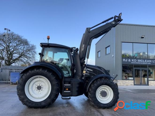 Valtra t234 versu tractor (st15216)