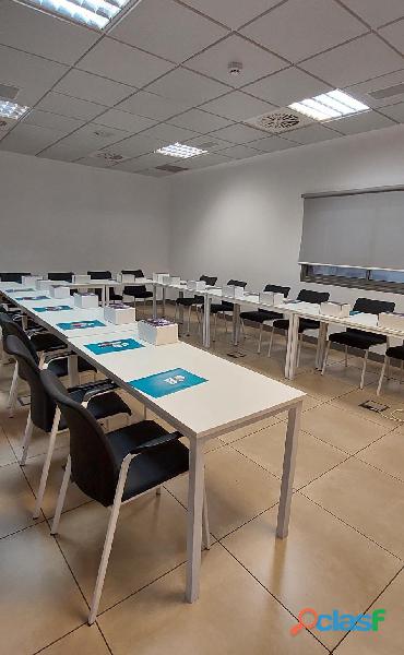 Sala formación totalmente equipada