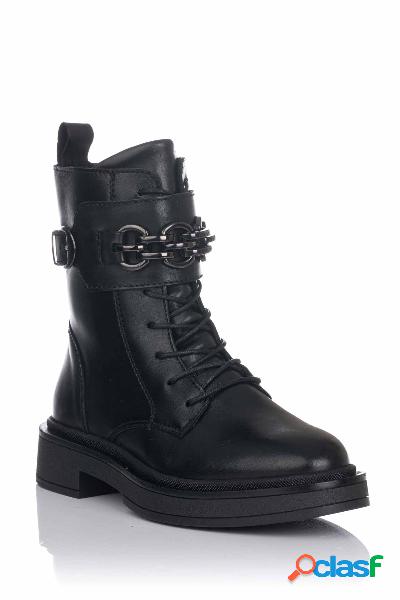 Bota militar Karpla