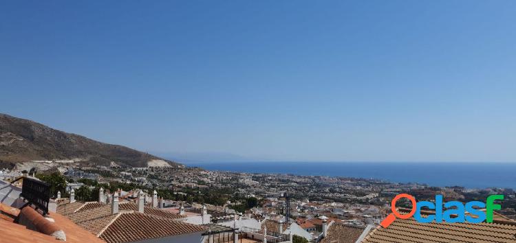 CASA ADOSADA EN BENALMADENA PUEBLO