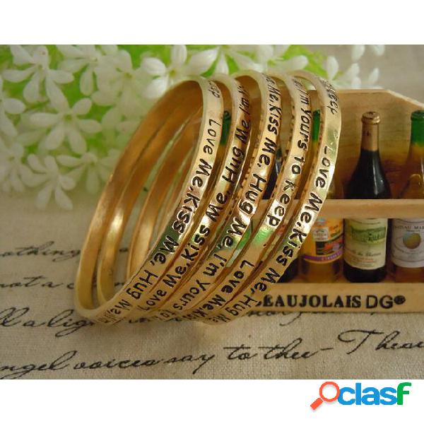 Cheap metal gold lettering love gifts bangle for women and