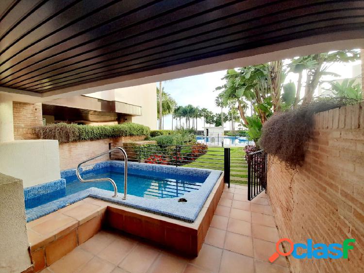 ESPECTACULAR APARTAMENTO EN ESTEPONA