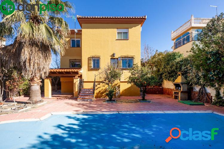 Gran chalet independiente en Urb El Ventorrillo, a 15 min