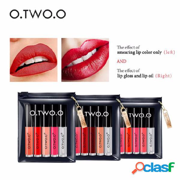 O.two.o lip makeup set glitter lip gloss & oil matte liquid