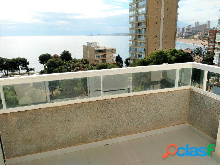 PISO CON TERRAZA Y VSTAS AL MAR