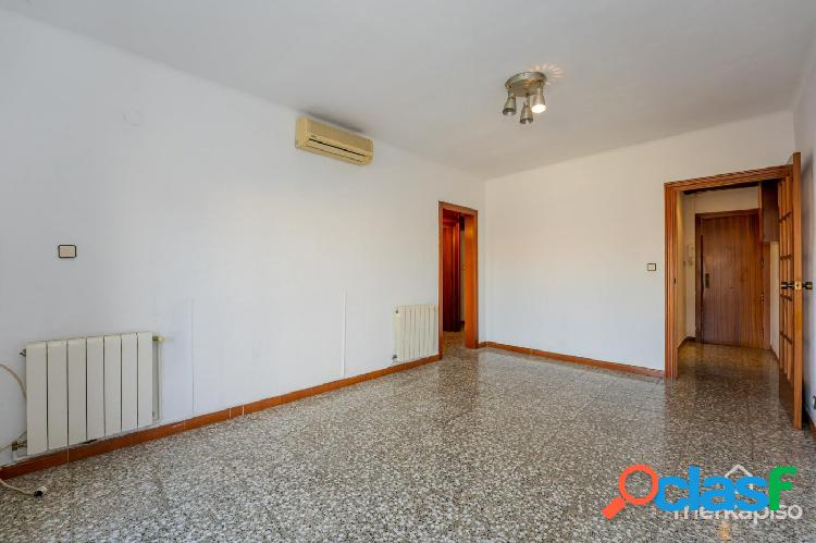 Se vende vivienda en centro Viladecans