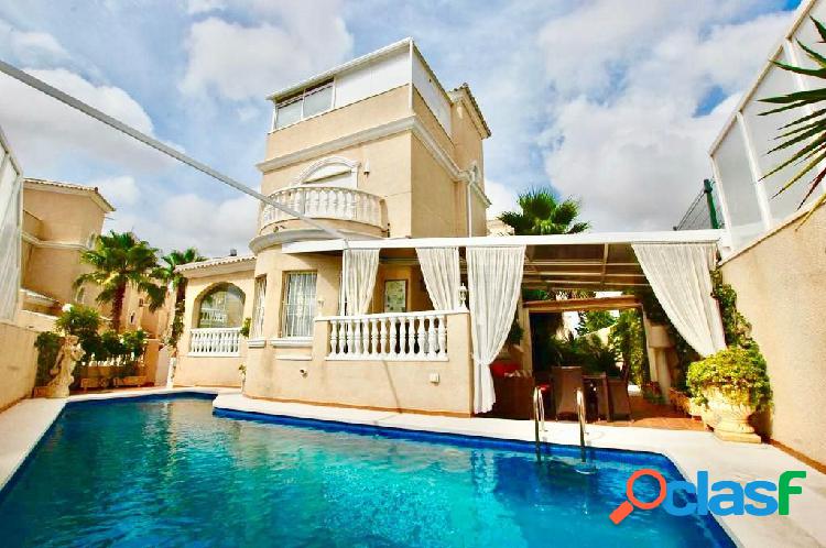 VILLA ORIHUELA COSTA 325000