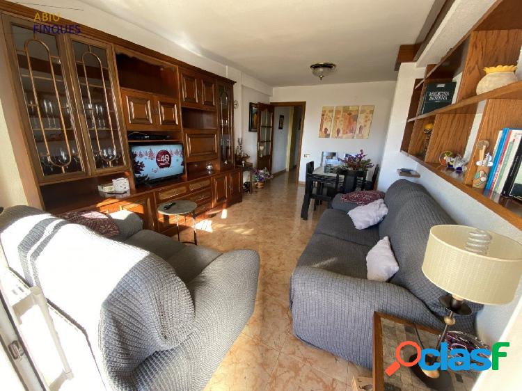 AMPLIO PISO EN EL BON AIRE DE 81M2 JUNTO A LOS FFGG,