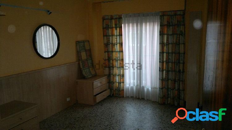Amplio piso ideal inversores