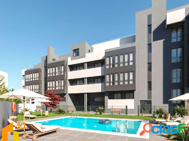 Apartamento con terraza en zona Bulevar