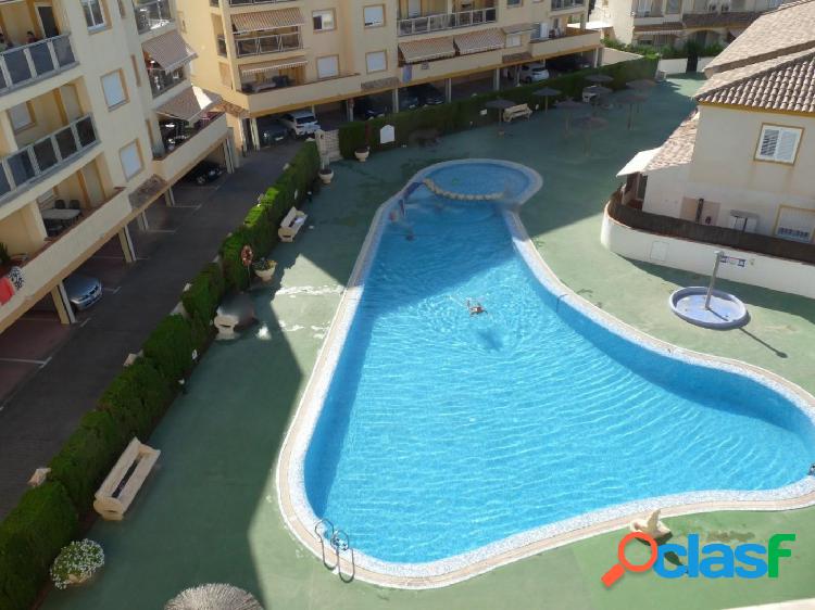 Bonito apartamento situado a 70m del mar de la playa de