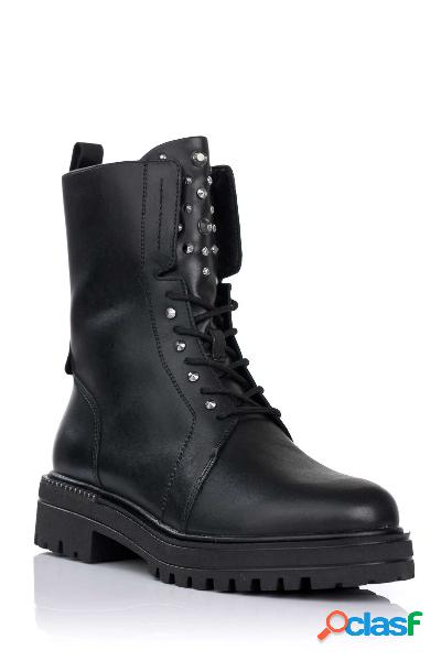 Bota militar con brillantes