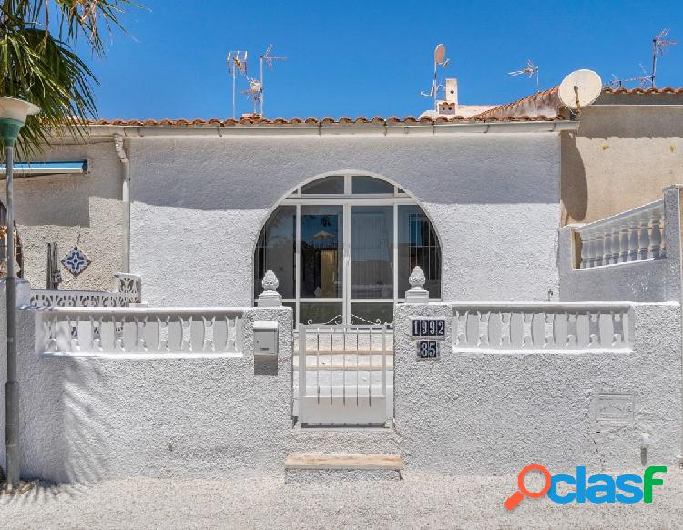 Bungalow en venta en La Siesta (Torrevieja)