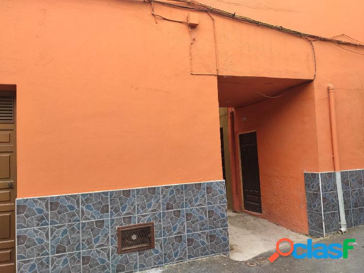 CASA ADOSADA EN VENTA