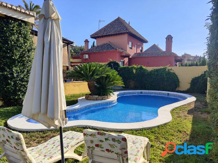 CHALET INDEPENDIENTE EN OTURA