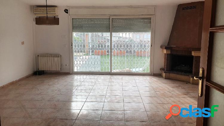 Casa a tres vientos en Pineda de Mar