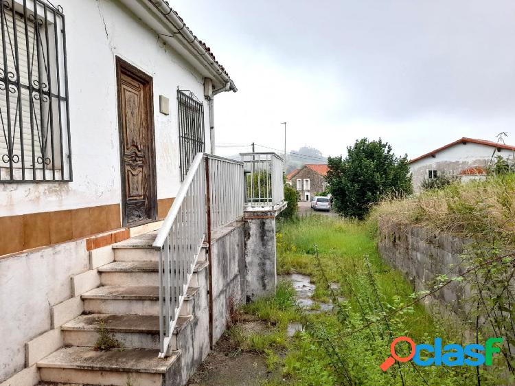 Casa independiente con terraza para reformar