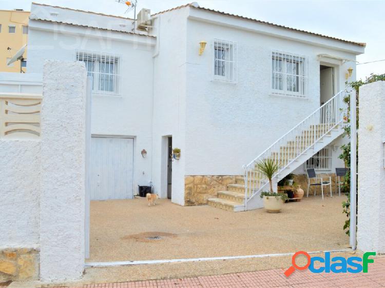 Casa totalmente reformada de 3 dormitorios