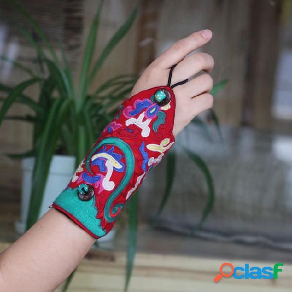 Chinese national trend embroidery gloves