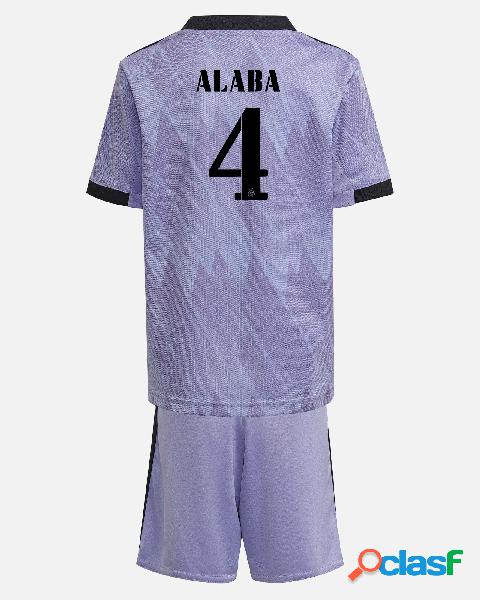 Conjunto 2ª Real Madrid 2022/2023 de Alaba