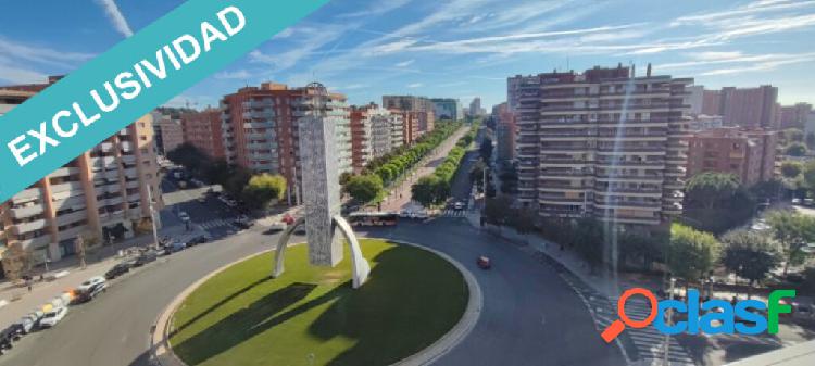 Encantador piso con grandes vistas a montaña, mar y toda la