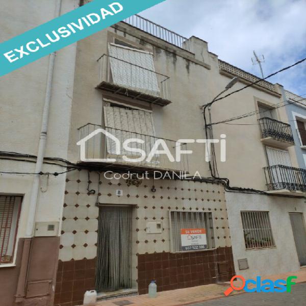 GRAN OPORTUNIDAD CASA CON 8 HABITACIONES