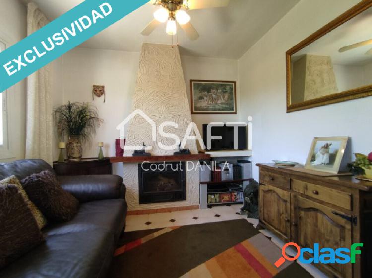 GRAN OPORTUNIDAD CASA CON TERRENO PRIVADO