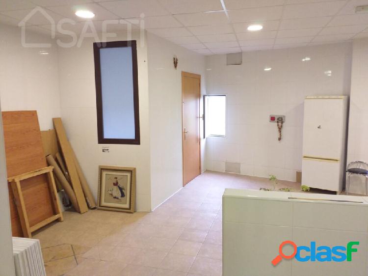 GRAN OPORTUNIDAD LOCAL EN YECLA **SIN COMISION**