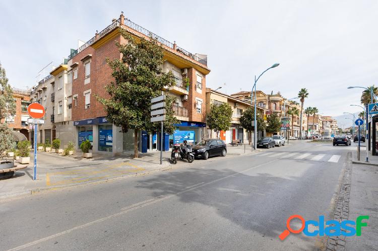 LOCAL COMERCIAL CALLE PRINCIPAL