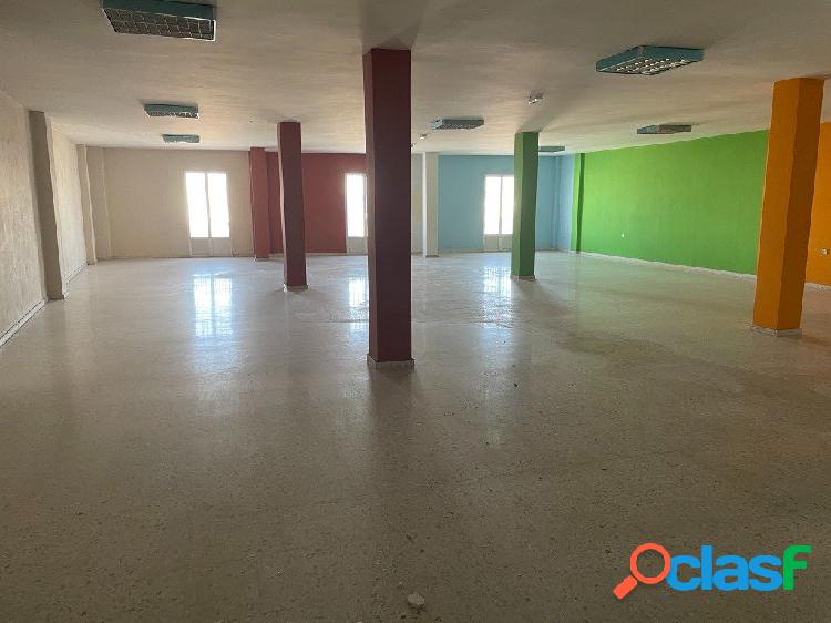 Local Comercial en primera planta.