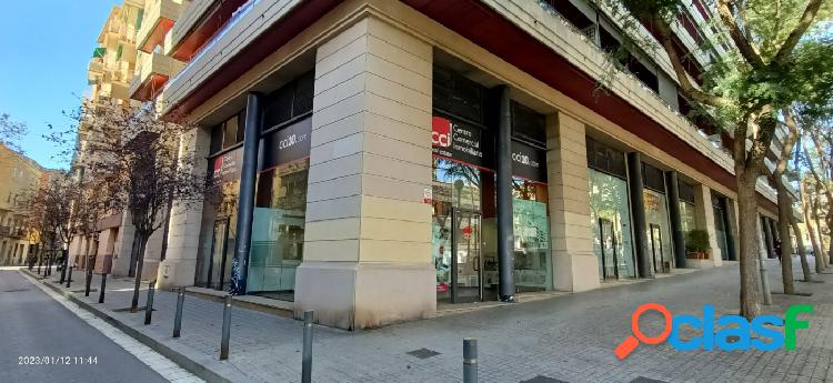 Local comercial en calle Comtes de Bell-lloc - Barcelona